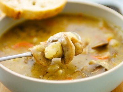 Russian Mushroom and Potato Soup 